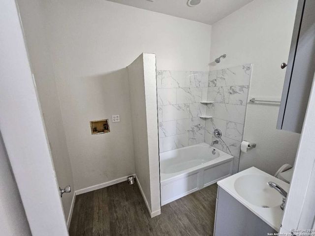 2800 Morales, San Antonio, TX 78207