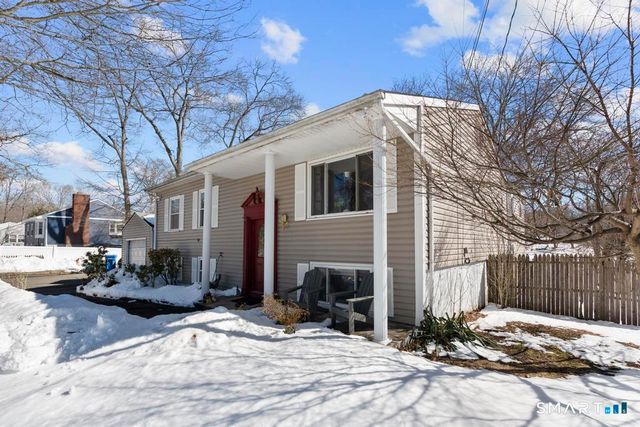 166 Glenwood Road, Clinton, CT 06413