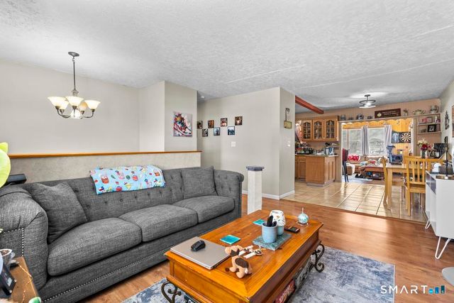 166 Glenwood Road, Clinton, CT 06413