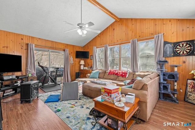 166 Glenwood Road, Clinton, CT 06413