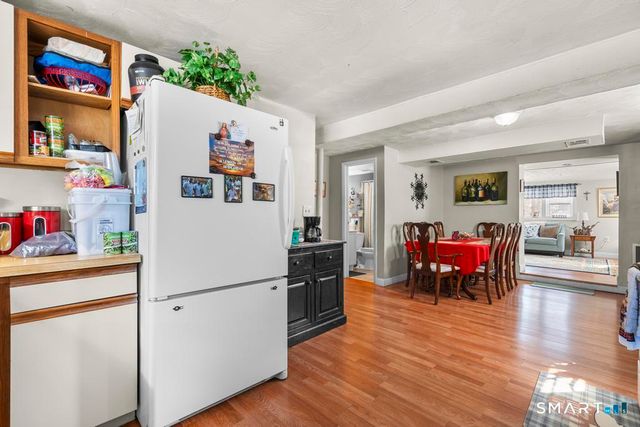 166 Glenwood Road, Clinton, CT 06413