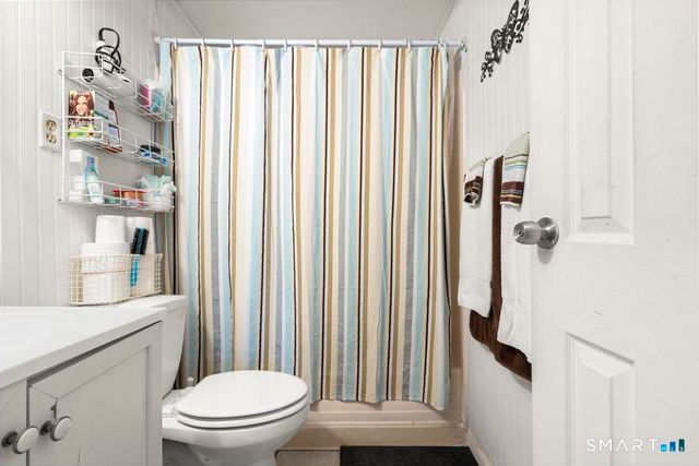 166 Glenwood Road, Clinton, CT 06413