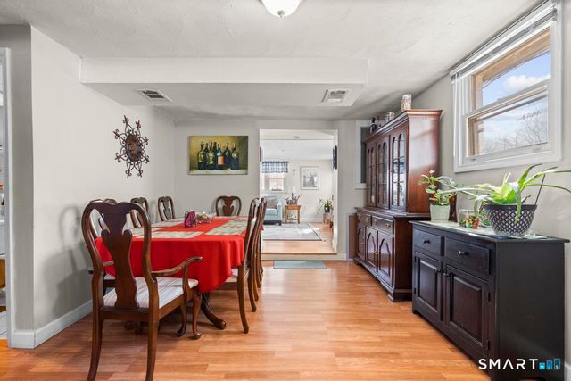 166 Glenwood Road, Clinton, CT 06413