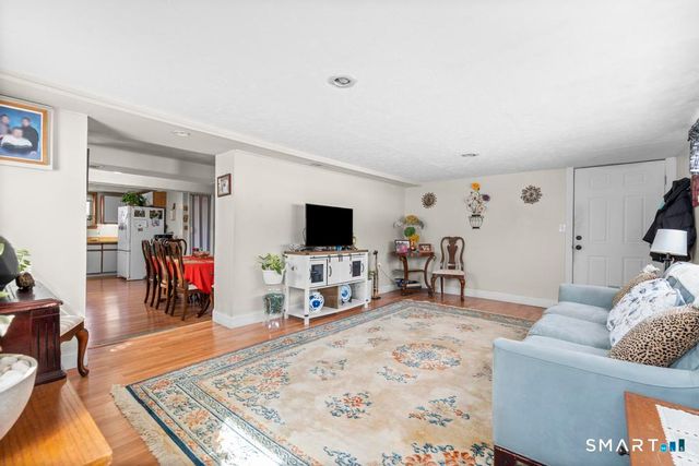 166 Glenwood Road, Clinton, CT 06413