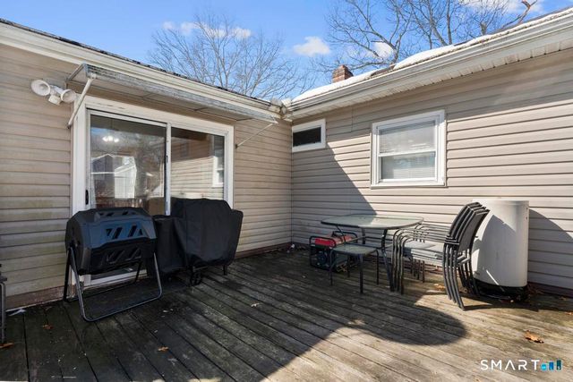 166 Glenwood Road, Clinton, CT 06413