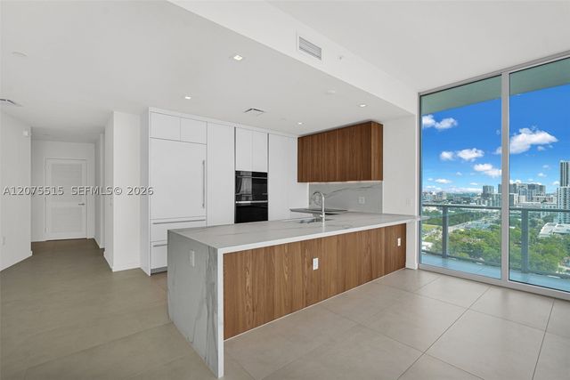 1400 Biscayne Blvd 1706, Miami, FL 33132