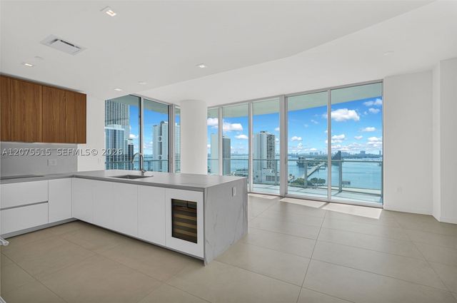 1400 Biscayne Blvd 1706, Miami, FL 33132
