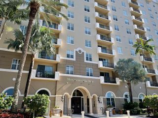 616 Clearwater Park Road 1007, West Palm Beach, FL 33401