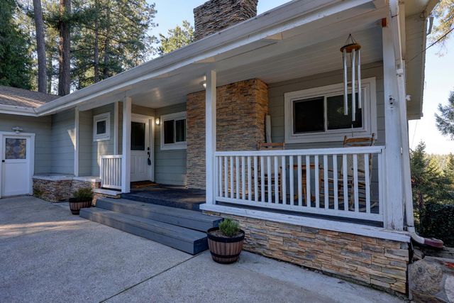 280 Alpine Dr, Colfax, CA 95713