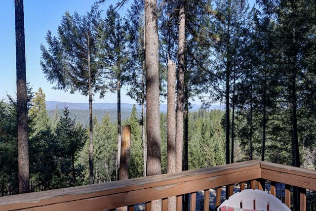 280 Alpine Dr, Colfax, CA 95713