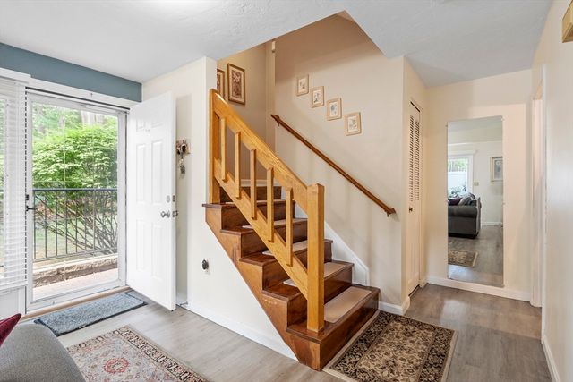 49 Meadow Pond Dr K, Leominster, MA 01453