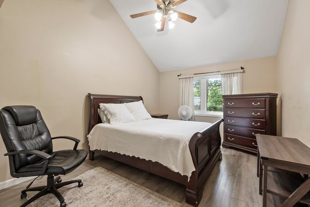 49 Meadow Pond Dr K, Leominster, MA 01453