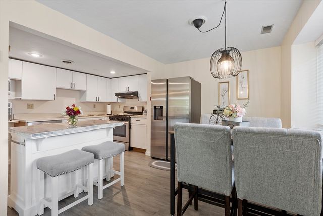 49 Meadow Pond Dr K, Leominster, MA 01453