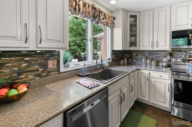 13 Timber Waters Court, Swansea, IL 62226