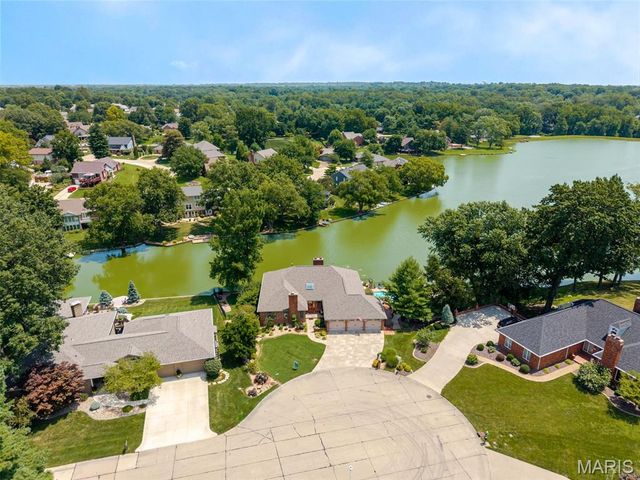 13 Timber Waters Court, Swansea, IL 62226