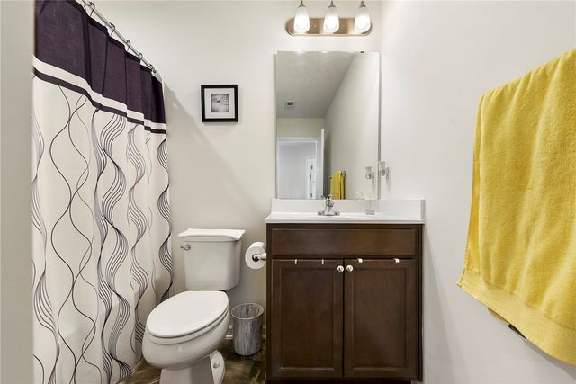 30 Hawthorne Dr, Chartiers, PA 15301