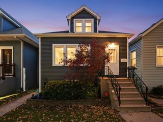 6245 W Byron Street, Chicago, IL 60634