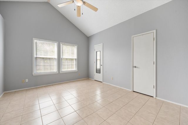 6725 Rhea Ridge Drive, Fort Worth, TX 76135