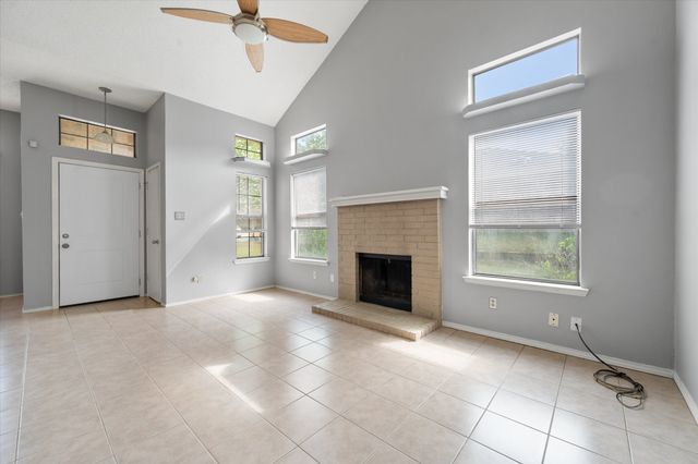 6725 Rhea Ridge Drive, Fort Worth, TX 76135