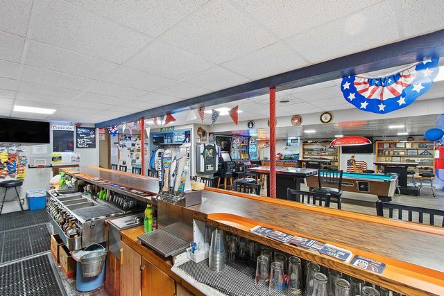 202 W LIEG AVENUE, Shawano, WI 54166