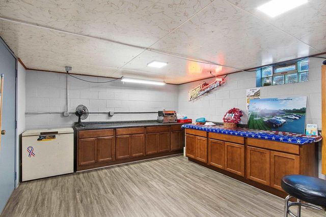 202 W LIEG AVENUE, Shawano, WI 54166