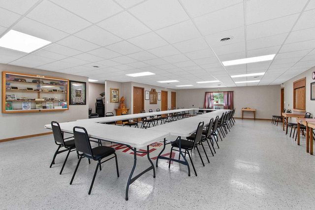 202 W LIEG AVENUE, Shawano, WI 54166