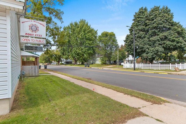 202 W LIEG AVENUE, Shawano, WI 54166