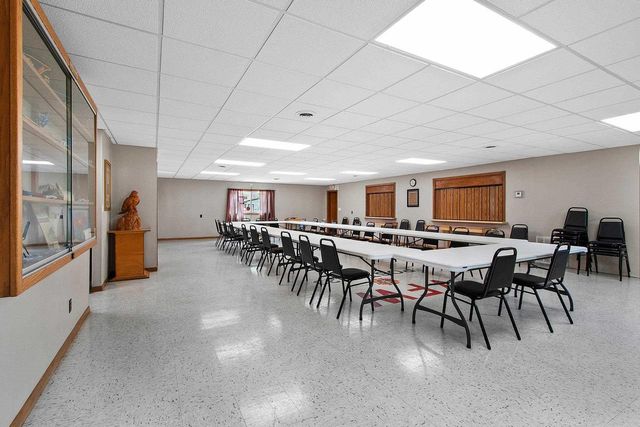 202 W LIEG AVENUE, Shawano, WI 54166