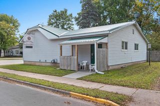 202 W LIEG AVENUE, Shawano, WI 54166