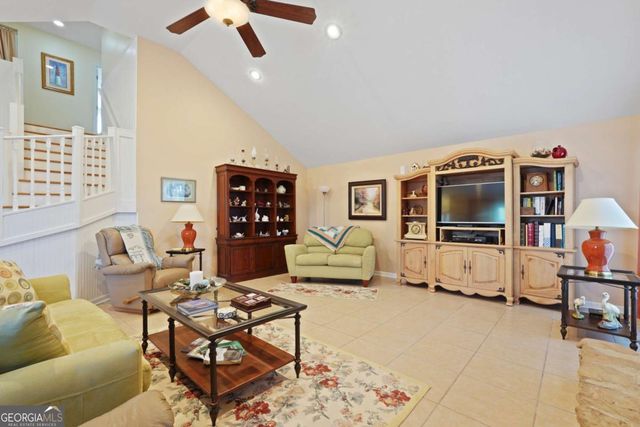 10 Pinetree Road, Midway, GA 31320