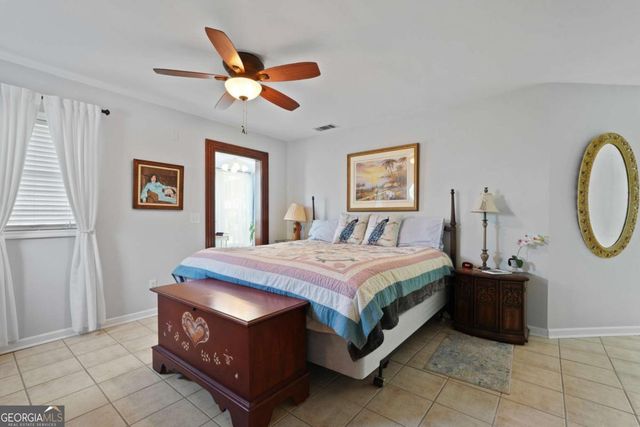 10 Pinetree Road, Midway, GA 31320