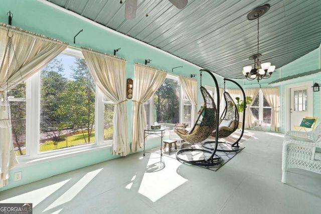 10 Pinetree Road, Midway, GA 31320