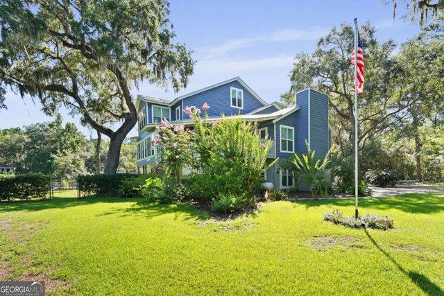 10 Pinetree Road, Midway, GA 31320