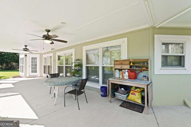 10 Pinetree Road, Midway, GA 31320