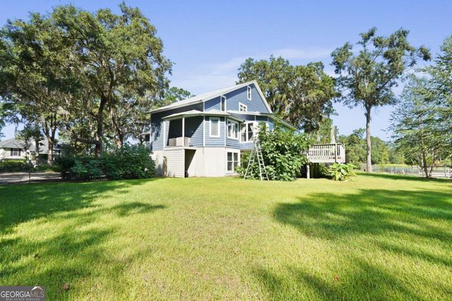 10 Pinetree Road, Midway, GA 31320