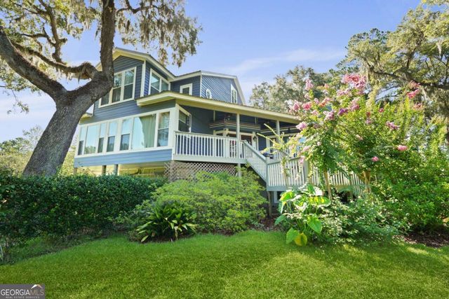 10 Pinetree Road, Midway, GA 31320