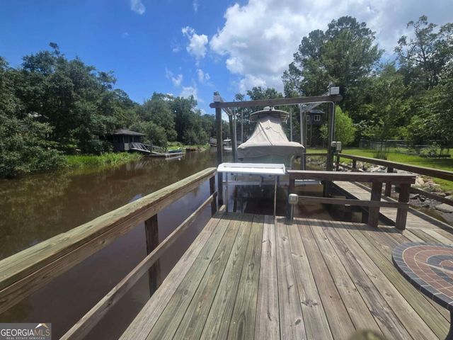 10 Pinetree Road, Midway, GA 31320