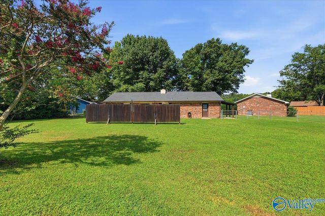 1500 Old Albany Circle SE, Huntsville, AL 35803