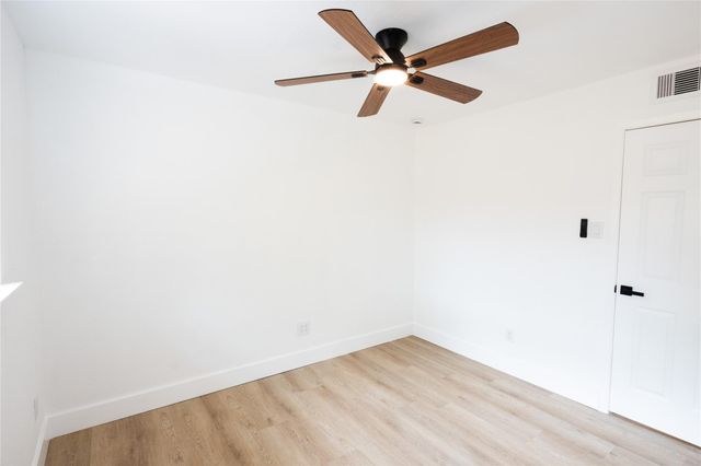 12054 Mighty Oak Drive A, Houston, TX 77066
