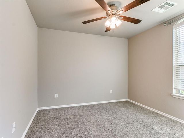 1833 W Trout Way, Mustang, OK 73064