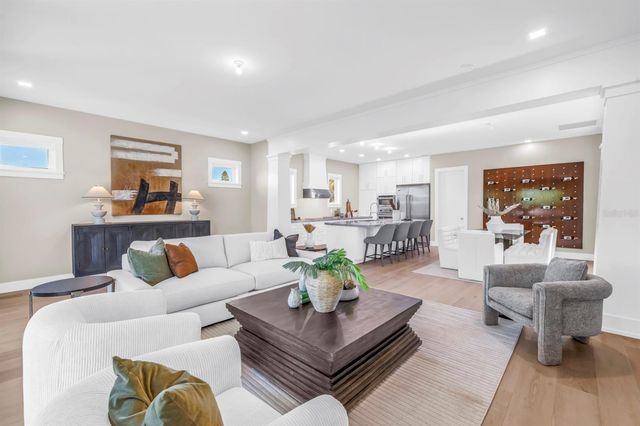 3752 ARKANSAS AVENUE NE, St Petersburg, FL 33703