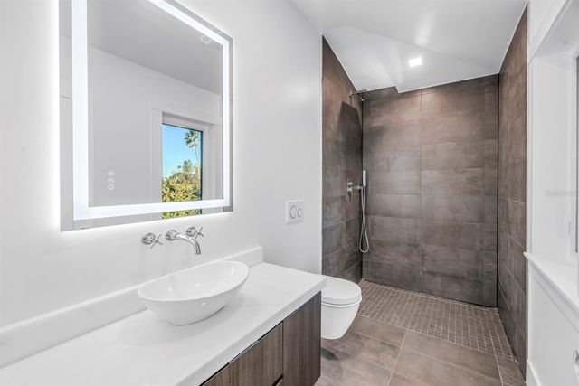 3752 ARKANSAS AVENUE NE, St Petersburg, FL 33703