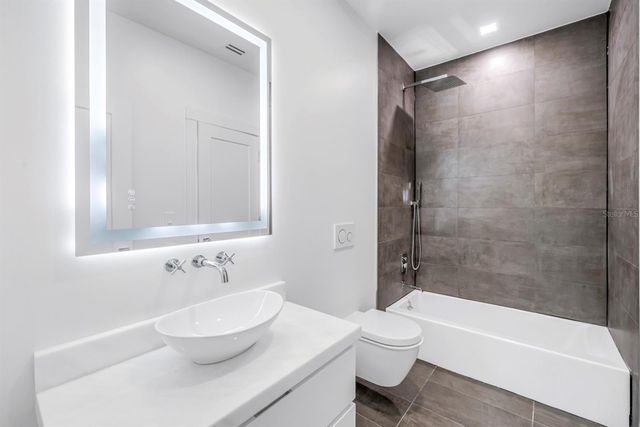 3752 ARKANSAS AVENUE NE, St Petersburg, FL 33703