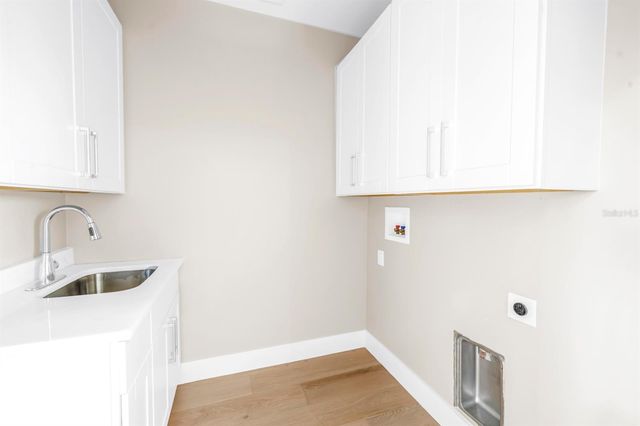 3752 ARKANSAS AVENUE NE, St Petersburg, FL 33703