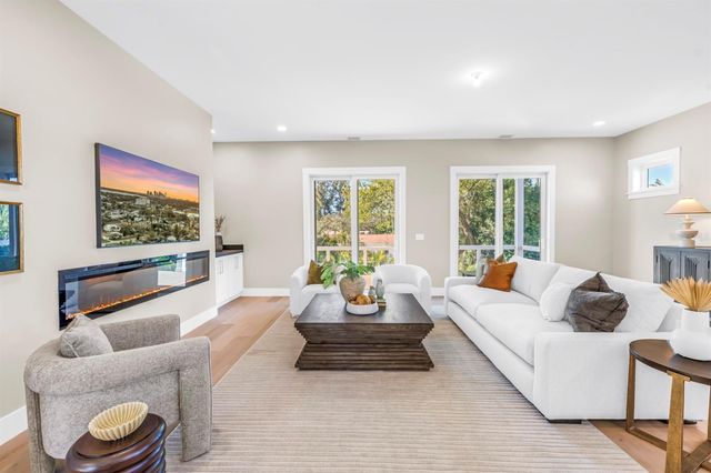 3752 ARKANSAS AVENUE NE, St Petersburg, FL 33703