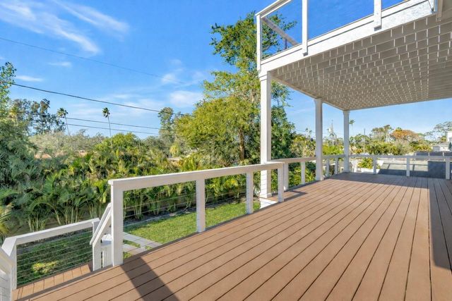 3752 ARKANSAS AVENUE NE, St Petersburg, FL 33703