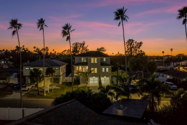 3752 ARKANSAS AVENUE NE, St Petersburg, FL 33703