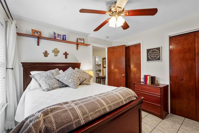 2833 Gordon Avenue, Fort Worth, TX 76110