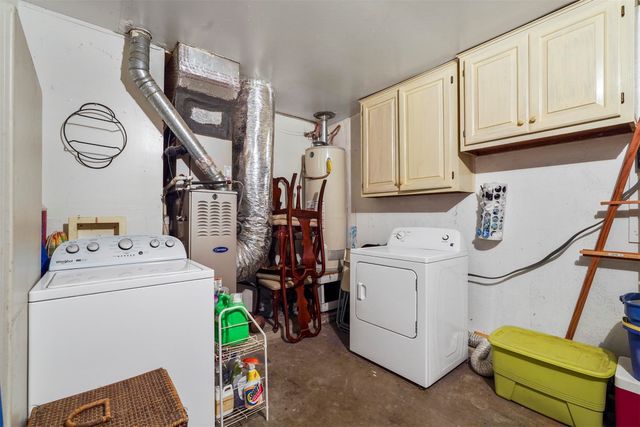 2833 Gordon Avenue, Fort Worth, TX 76110