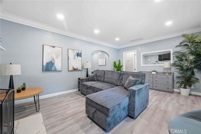 1369 S Euclid Avenue, Ontario, CA 91762